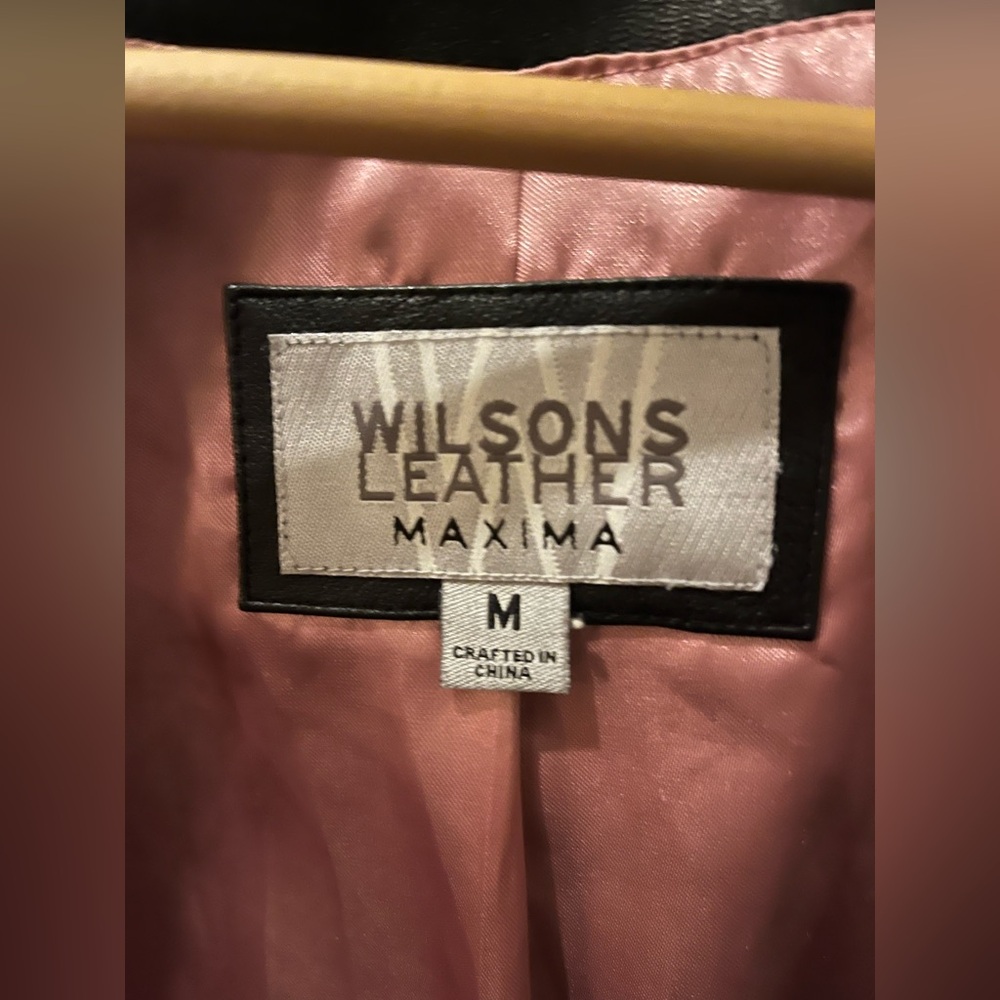 Leather jacket - Picture 3 of 3
